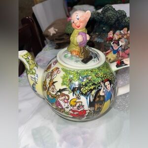 Cardew Disney Snow White Ceramic Teapot with Colorful Design